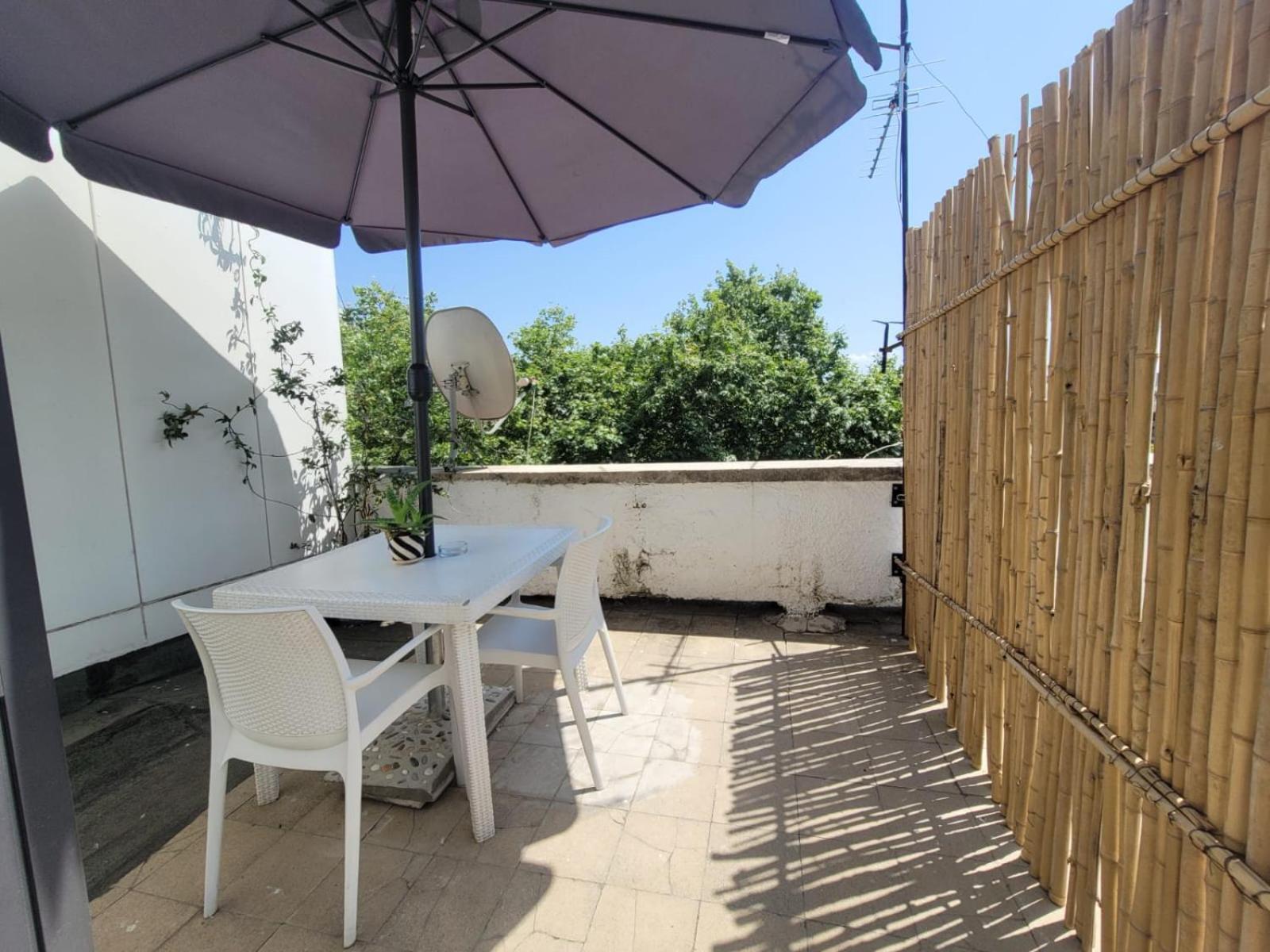 An Apartment With Fireplace 地拉那 外观 照片
