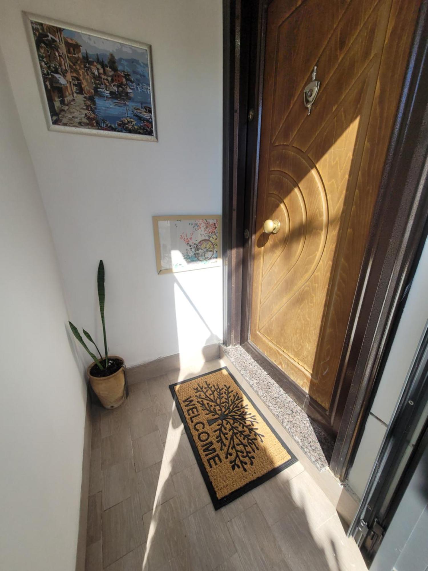 An Apartment With Fireplace 地拉那 外观 照片
